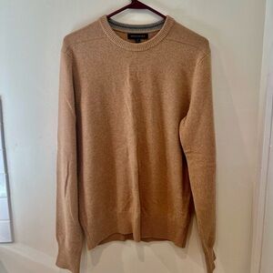 Banana Republic Men’s Marino wool sweater